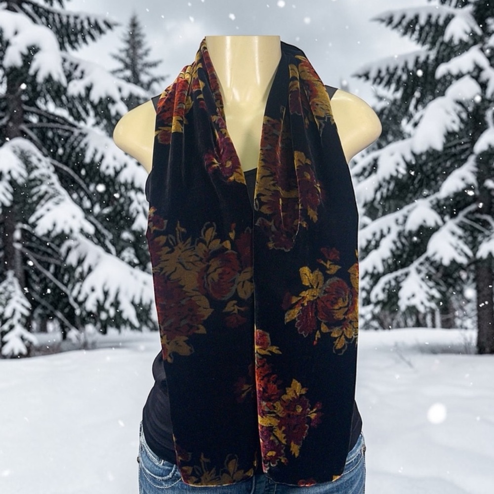 V FRAAS VELVET silk scarf 🧣